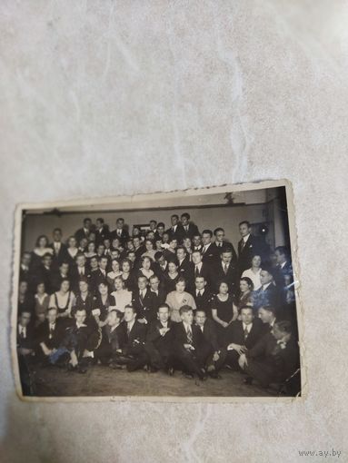 Фотография. Дружеская чашка чая. Союз студентов русской национальности. Вильно (Вильнюс) . Буржуазная Литва. 1933 год.