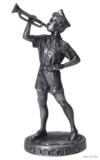 Статуэтка Пионер с горном