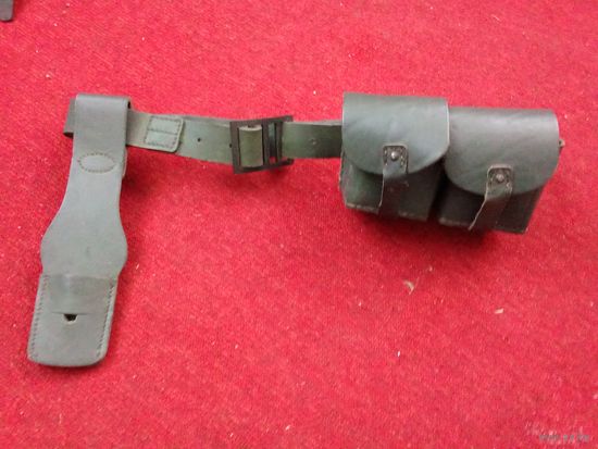 Комплект снаряжения Итальянского пехотинца второй мировой войны.