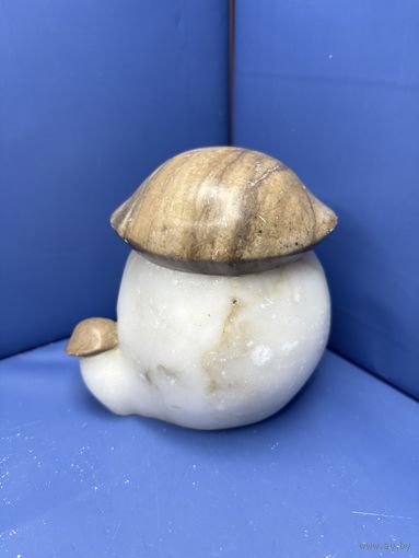 Шкатулка грибочек камень