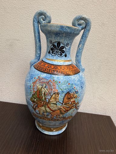 Ваза из керамики в греческом стиле 2000-2010 гг.
