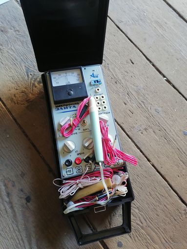 Прибор для рефлексотерапии. Электроника Элита 4К