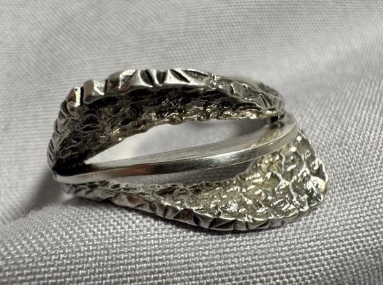 Кольцо серебряное 925 пробы. 12