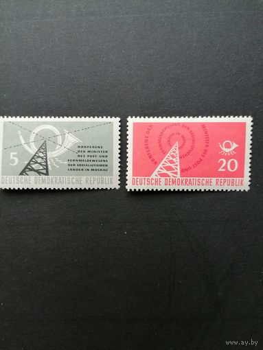 ГДР 1958 Полная серия марок "Конференция министров почты и связи социалистических стран в Москве" (чистые* с наклейками) Mi.620-621 каталог 1.50 евро