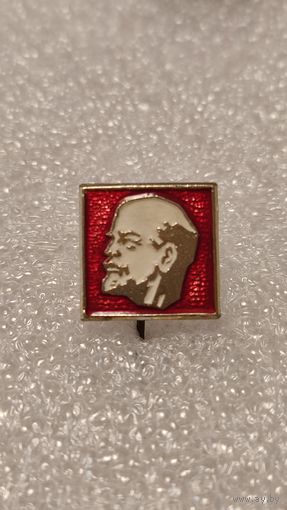Значек знак Ленин,аукцион с 1 руб!