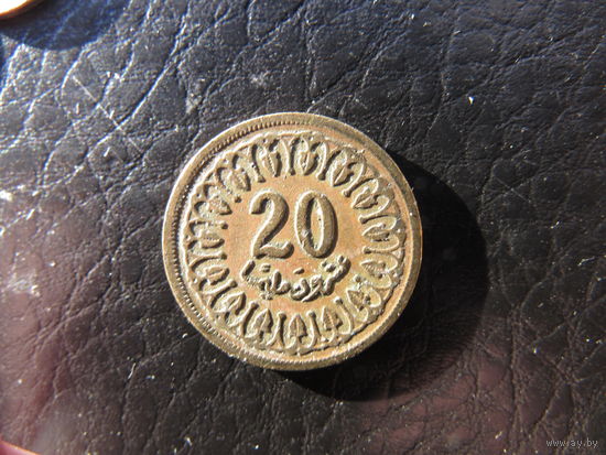 Тунис. 20 миллимов.1983. С 20 копеек. Распродажа коллекции. Смотрите другие лоты.