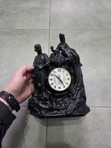 Каминные и настольные часы Хозяйка медной горы