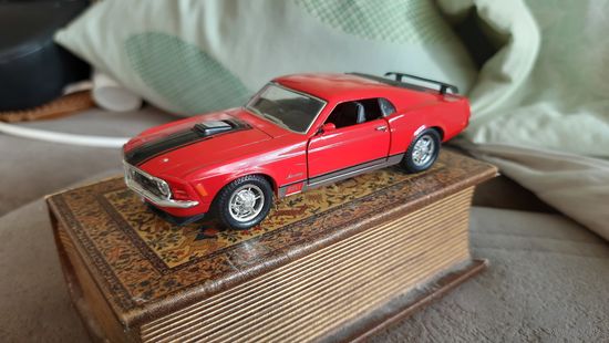 Ford Mustang BOSS/Mach-1 1970 года, 1/32