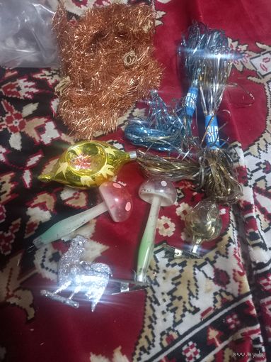 Ёлочные игрушки Грибок поганочка 60-е+бонусом дождики СССР. торг разумный