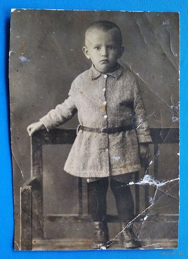 Фото ребенка. 1920-е. 8.5х12 см.
