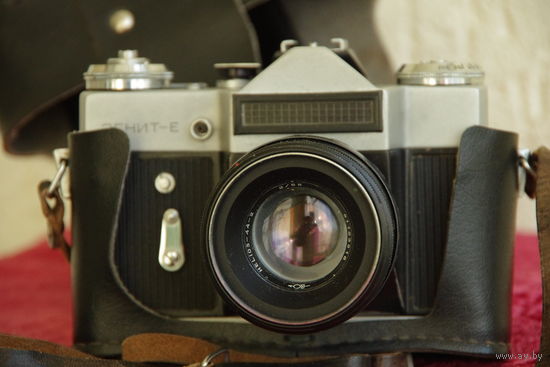 Фотоаппарат  Зенит Е   ( рабочий )
