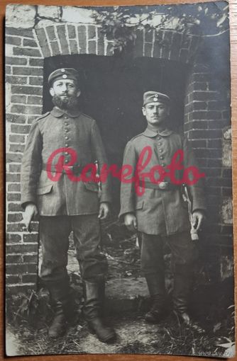 1915 Открыточный формат ПМВ солдаты боевые товарищи типажи ретро