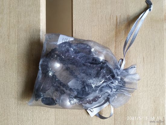 Ив Роше , браслет из двух