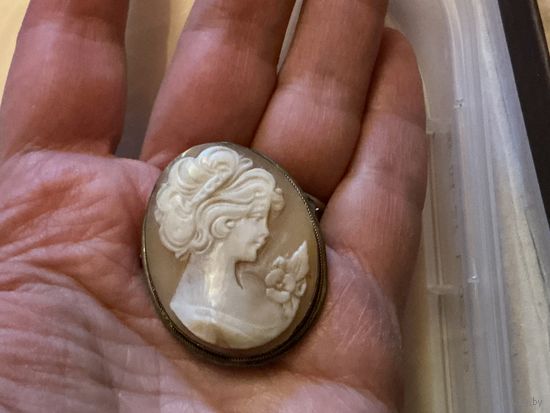 Брошь кулон Камея ракушка Серебро Германия антик