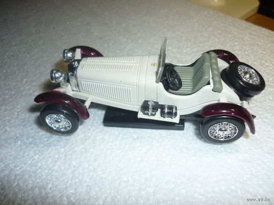 Модель авто Mercedes SSKL Mille Miglia 1931 R. Caraccio. 1:43.