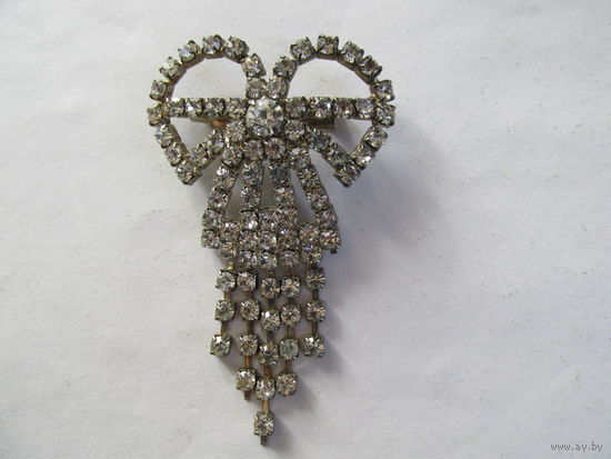 БРОШЬ СТАРАЯ.