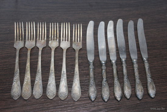 Винтажный, мельхиоровый набор столовых приборов из СССР, клеймо.