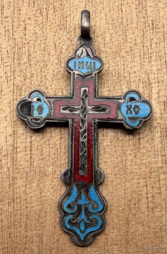 Крест Нательный.  2 эмали. Штихель. . СЕРЕБРО. 84 проба.