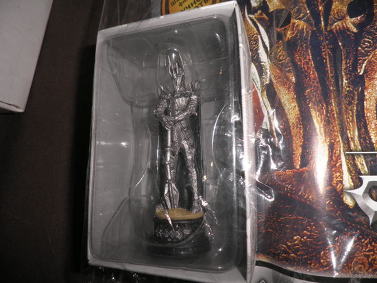 Шахматы.Властелин колец,номер 32.Чёрный король Саурон.Новое.С рубля.