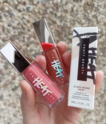 Блеск для губ Fenty Beauty Gloss Bomb Heat Universal Lip Luminizer + Plumper 9 ml