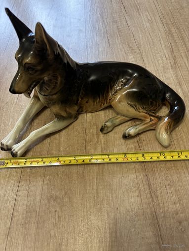 Статуэтка фарфоровая овчарка Германия