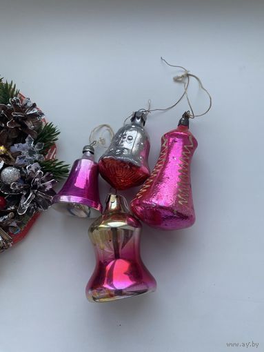 Лот елочных игрушек.