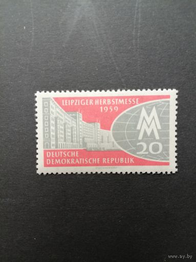 ГДР 1959 Марка "Осенняя торговая ярмарка в Лейпциге" (чистая* с наклейкой) Mi.712 каталог 0.50 евро