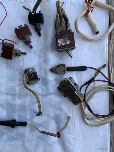 Сборный лот советских надёжных тумблеров-переключателей-все по авиации! Цена за ЛОТ!!!  На все случаи жизни-широчайший спектр применения!