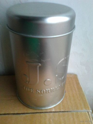 Банка Жестяная от Парфюма - Высота 13 см.