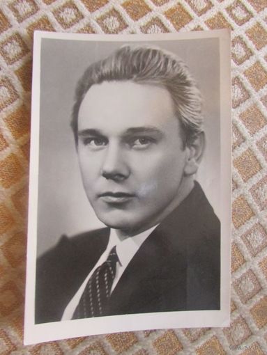 АРТИСТЫ Актриса Актер кино театр Юматов