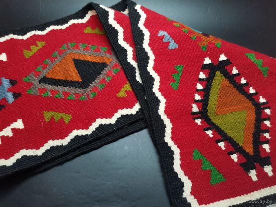 Винтажный восточный шерстяной килим ручной работы.