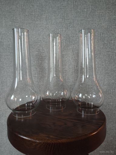 Стекло керосиновой лампы толстостенные.