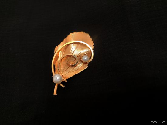 Брошь литсок