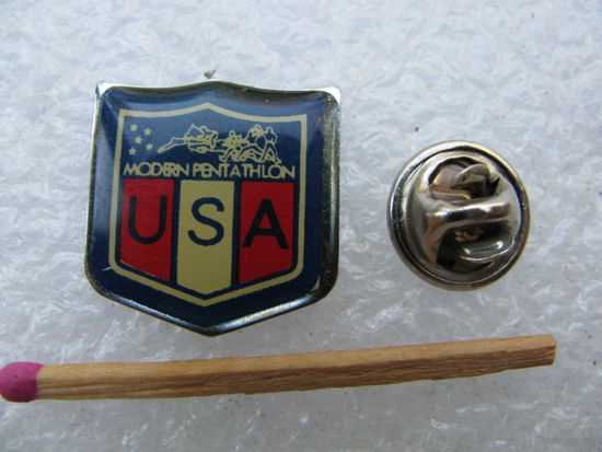 Знак. Федерация современного пятиборья США. тяжёлый, цанга