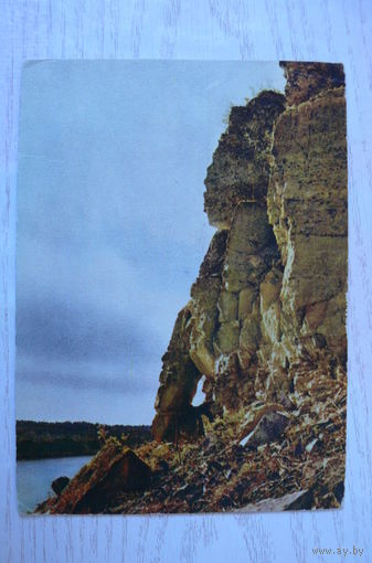 Прибалтика, Латвийская ССР, Скалистый берег Даугавы; чистая.