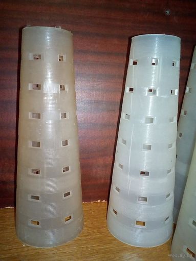 Бобины для ниток или для декора