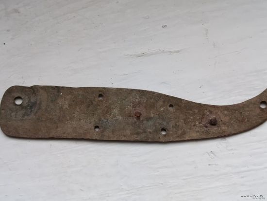 Часть старого ножа