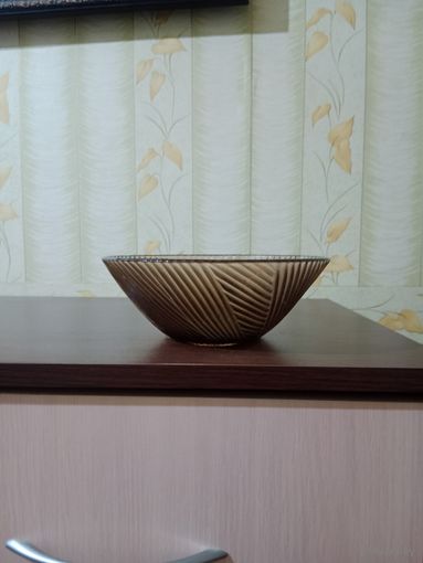 Салатник Неман коричневое стекло СССР