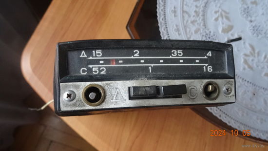Радиоиприёмник из СССР Ретро
