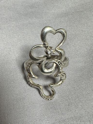 Кольцо серебряное 925 пробы. 25