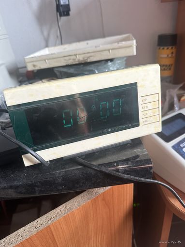 Часы Электроника 6.15И