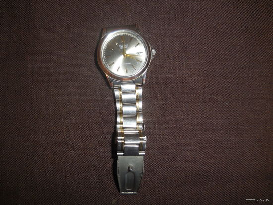Часы Casio на ходу