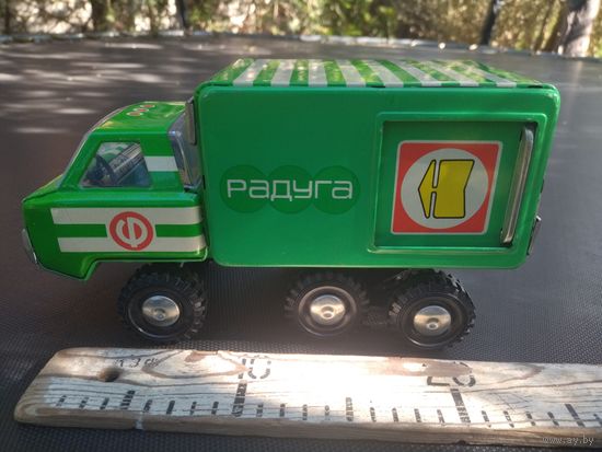 Машина  Урал СССР. Состояние нового!