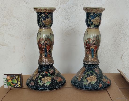 Сацума парные подсвечники Япония PAINTED JAPANESE SATSUMA CANDLESTICKS