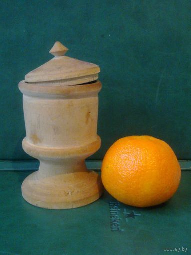 Кубок шкатулка резная деревянная солонка