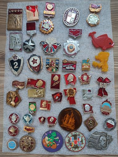 Значки на выбор.