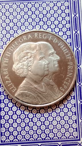 Великобритания 5 фунтов  2007  Бриллиантовая свадьба