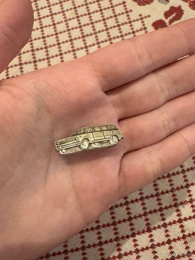 LADA 21021 ЗНАЧОК С РУБЛЯ