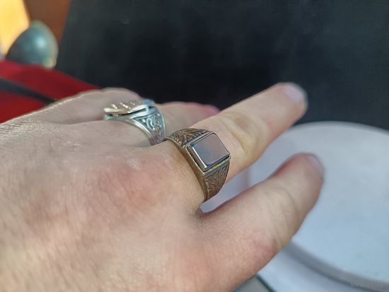 С рубля без мц. печатка мужская на крупный  палец. 925пр. диам 2.2см