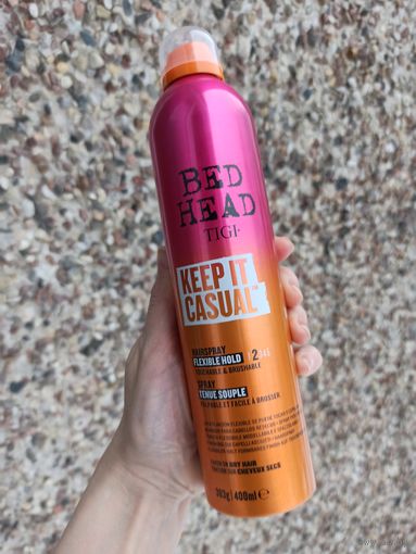 Лак с гибкой фиксацией Tigi Bed Head Keep It Casual Hairspray Flexible Hold Touchable & Brushable 400 ml